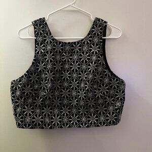 Anthropologie Maeve Embroidered Floral Crop Top